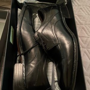 Johnston and murphy black men’s dress shoes